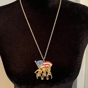 Vintage Bicentennial Spirit of ‘76‎ Pendant Necklace Metal Patriotic Americana